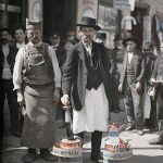 Продавац лимунаде, два суда у националним бојама, Београд, 1. мај 1913. (фото www.albert-kahn.hauts-de-seine.fr)